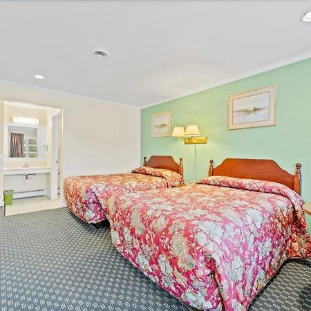 Top Hill Motel Saratoga Springs Zewnętrze zdjęcie