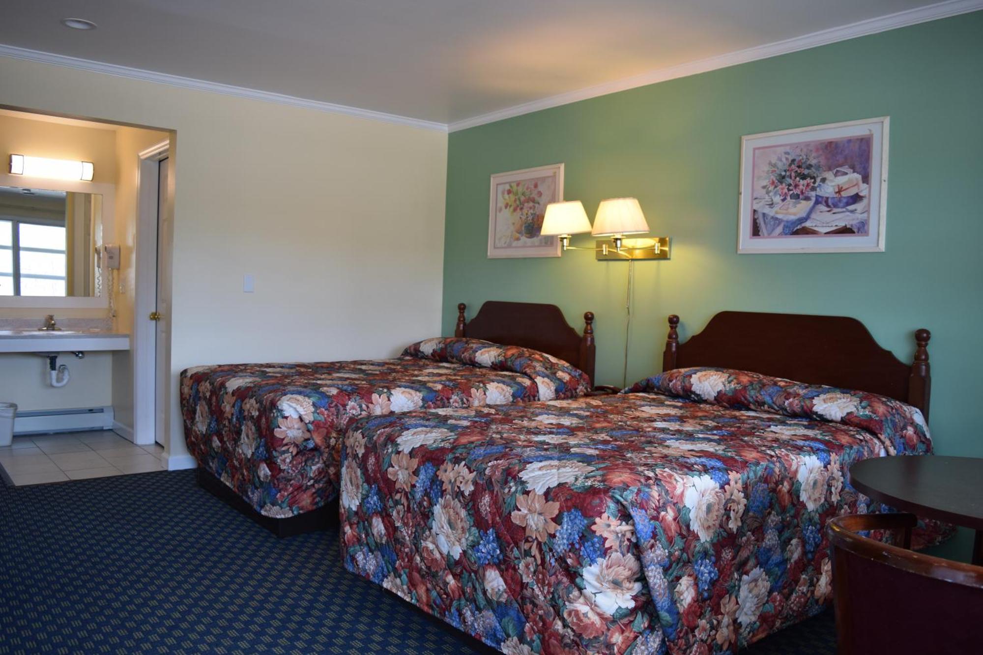Top Hill Motel Saratoga Springs Zewnętrze zdjęcie